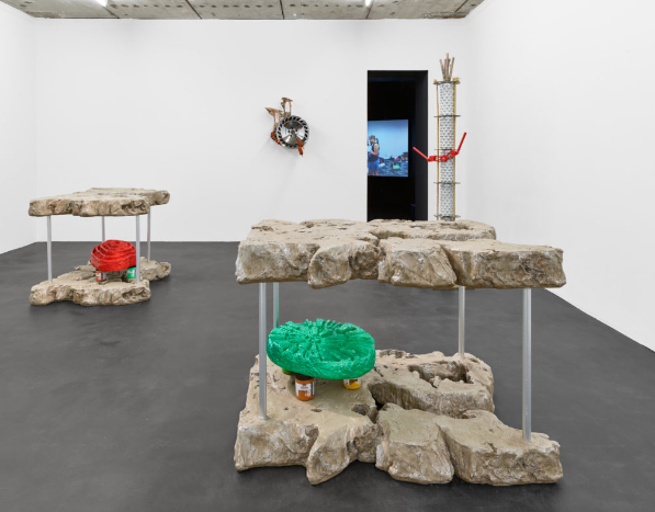 Guan Xiao Presents Solo Exhibition In Berlin